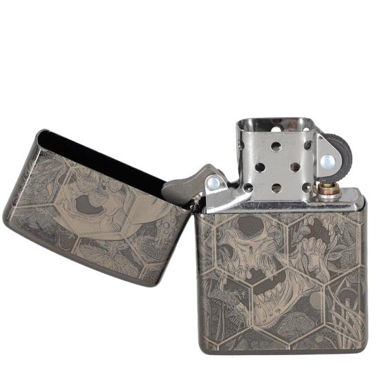 Zapalniczka Zippo Trippy Skull / Mushroom Skulls Design 46425 (High Polish Black / 360°)